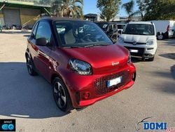 Rosso Usata 2019 Smart ForTwo Electric Drive Prime Due volumi | 10.499 € (Buon prezzo)