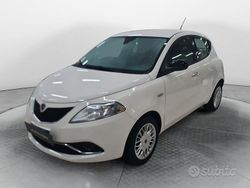 Other Usata 2017 Lancia Ypsilon Silver Due volumi | 7900 € (Buon prezzo)