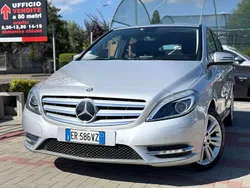 Grigio Usata 2013 Mercedes B180 Executive Monovolume | 10.990 € (Buon prezzo)