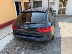 Blu Usata 2010 Audi A4 Tre volumi | 6500 €