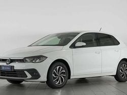 Bianco Usata 2023 VW Polo Life Tre volumi | 19.800 € (Buon prezzo)