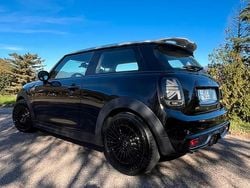 Nero Usata 2016 Mini Cooper S Due volumi | 20.000 € (Molto cara)