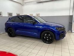 Blu/azzurro Usata 2021 VW Touareg R SUV | 52.000 € (Buon prezzo)