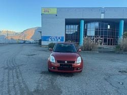 Rosso Usata 2007 Suzuki Swift GL Tre volumi | 3300 € (Ottimo prezzo)