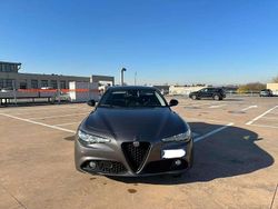 Grigio Usata 2018 Alfa Romeo Giulia Business Tre volumi | 18.000 € (Buon prezzo)