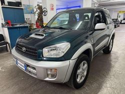 Verde Usata 2002 Toyota RAV4 Sol SUV | 2800 € (Ottimo prezzo)