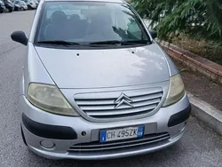 Usata 2003 Citroën C3 Elegance Due volumi | 800 € (Super prezzo)