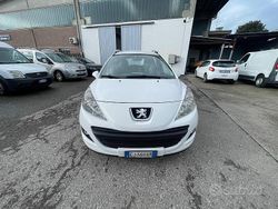 Bianco Usata 2011 Peugeot 207 Allure Station wagon | 1999 € (Buon prezzo)