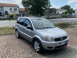 Argento Usata 2005 Ford Fusion Monovolume | 1950 € (Buon prezzo)