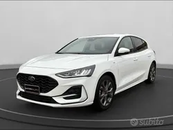 Bianco Usata 2023 Ford Focus ST-Line Tre volumi | 21.000 € (Buon prezzo)