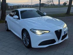 Bianco Usata 2018 Alfa Romeo Giulia Super Tre volumi | 17.000 € (Buon prezzo)