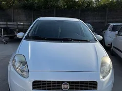 Usata 2007 Fiat Grande Punto Dynamic Due volumi | 2100 € (Buon prezzo)