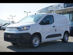 Bianco Usata 2024 Fiat Doblò Monovolume | 25.400 € (Molto cara)