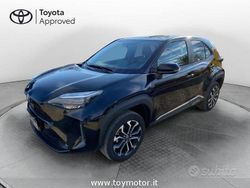 Nero Usata 2022 Toyota Yaris Cross Trend SUV | 23.900 € (Cara)