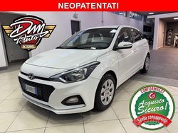 Bianco Usata 2019 Hyundai i20 Tre volumi | 10.499 € (Buon prezzo)