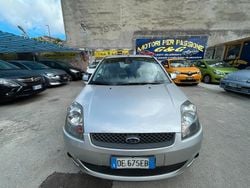 Argento Usata 2006 Ford Fiesta Ghia Tre volumi | 1000 € (Super prezzo)