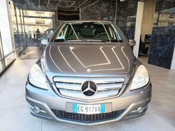 Grigio Usata 2011 Mercedes B200 Premium Monovolume | 5000 € (Buon prezzo)