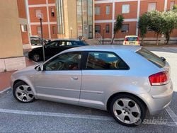 Usata 2004 Audi A3 Due volumi | 2200 € (Cara)