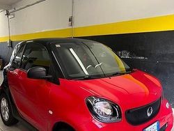 Usata 2016 Smart ForTwo Coupé Due volumi | 12.200 € (Buon prezzo)