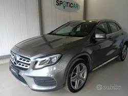 Grigio scuro Usata 2017 Mercedes GLA200 Premium SUV | 20.300 € (Buon prezzo)
