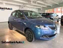 Blu elegante Usata 2022 Lancia Ypsilon Gold Due volumi | 12.990 € (Buon prezzo)