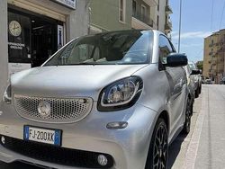 Usata 2017 Smart ForTwo Coupé Edition #1 Due volumi | 13.500 € (Buon prezzo)