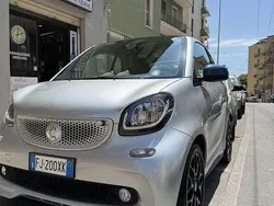 Usata 2017 Smart ForTwo Coupé Edition #1 Due volumi | 14.500 € (Cara)