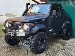 Nero Usata 1988 Suzuki Samurai SUV | 9300 €