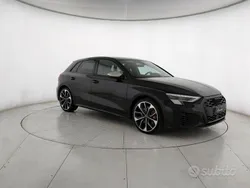 Nero metallizzato Usata 2023 Audi A3 Sportback Sport Tre volumi | 48.500 € (Molto cara)