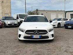 Bianco Usata 2022 Mercedes A180 Premium Tre volumi | 20.999 € (Super prezzo)