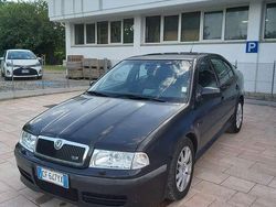 Usata 2004 Skoda Octavia RS Tre volumi | 10.000 €