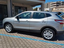 Grigio Usata 2016 Nissan Qashqai SUV | 12.600 € (Buon prezzo)