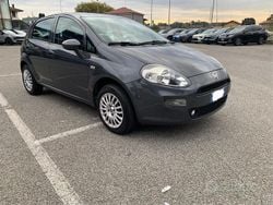 Grigio Usata 2016 Fiat Punto Tre volumi | 5500 € (Buon prezzo)