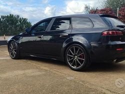Nero Usata 2009 Alfa Romeo 159 Turismo Station wagon | 6300 €