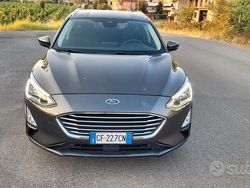 Grigio Usata 2021 Ford Focus Station wagon | 10.500 € (Super prezzo)