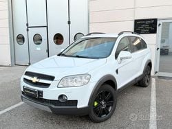 Bianco Usata 2009 Chevrolet Captiva Sport SUV | 7500 € (Molto cara)