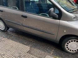 Grigio Usata 2002 Fiat Multipla Monovolume | 2000 € (Buon prezzo)