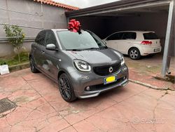 Gebruikt 2019 Smart ForFour Brabus Hatchback | 14.500 € (Eerlijke prijs)