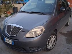 Usata 2010 Lancia Ypsilon Due volumi | 2800 € (Buon prezzo)