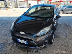 Usata 2010 Ford Fiesta Titanium Due volumi | 2999 € (Ottimo prezzo)