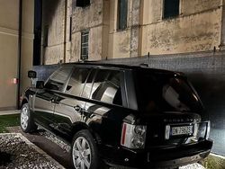 Usata 2008 Land Rover Range Rover Vogue SUV | 9900 € (Molto cara)