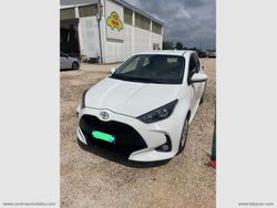 Bianco Usata 2022 Toyota Yaris Business Edition Tre volumi | 12.490 € (Ottimo prezzo)