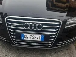 Usata 2012 Audi A8 Tre volumi | 18.500 €