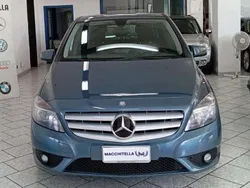 Verde Usata 2014 Mercedes B160 Premium Monovolume | 8500 € (Buon prezzo)