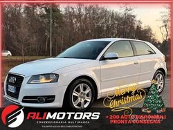Bianco Usata 2011 Audi A3 Ambition Tre volumi | 6990 € (Buon prezzo)
