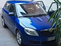 Blu/azzurro Usata 2009 Skoda Fabia Style Due volumi | 6500 € (Cara)