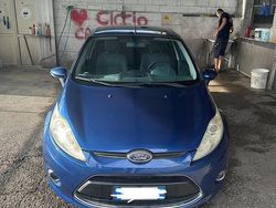 Blu Usata 2009 Ford Fiesta Due volumi | 4800 € (Cara)