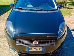 Usata 2007 Fiat Grande Punto Due volumi | 3000 € (Buon prezzo)