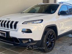 Bianco Usata 2017 Jeep Cherokee Limited SUV | 17.900 € (Buon prezzo)