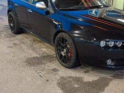 Nero Usata 2011 Alfa Romeo 159 Progression Station wagon | 5850 € (Molto cara)
